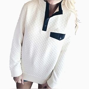Comfy Quilted Sweatshirt Pullover Long Sleeve cozy White w/blue accents